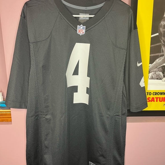 Size L Loose Fit NFL On-Field LasVegas Raiders Derek Carr #4 Jersey Black/White - Picture 2 of 8